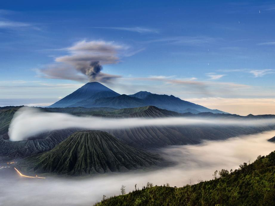 Gunung Bromo Di Indonesia